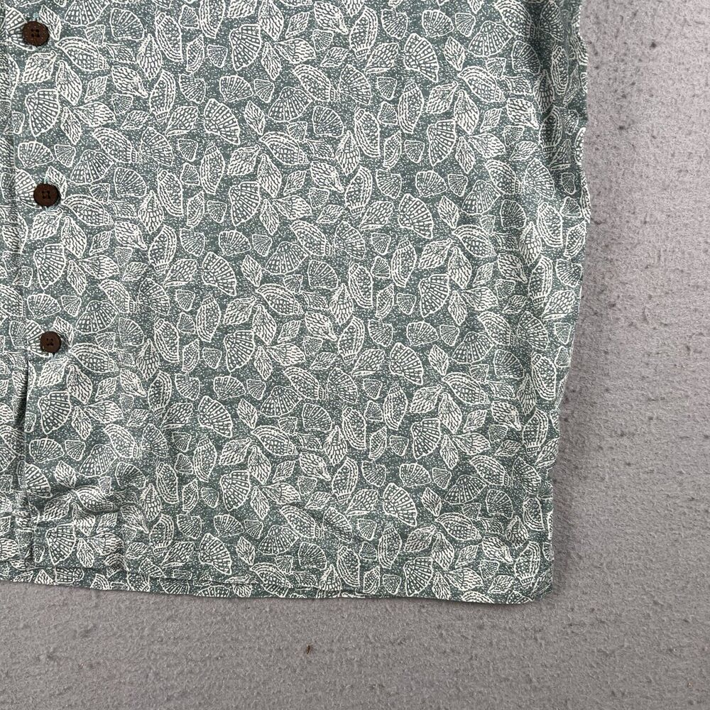 LL Bean Shirt Men’s‎ XL Green Shell Print Traditional Fit Shirt Sleeve Button Up - Picture 2 of 16